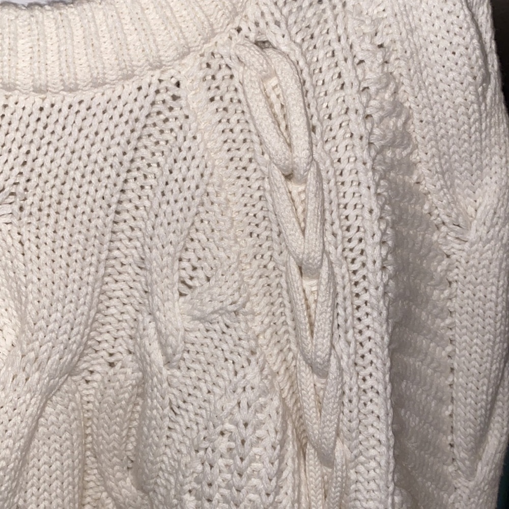 Oversized Cable Crew Sweater NWOT - Picture 7 of 10